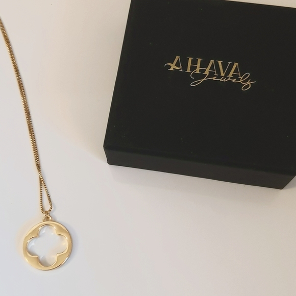 📿 NIB AHAVA Circle of Life Necklace - Picture 3 of 4